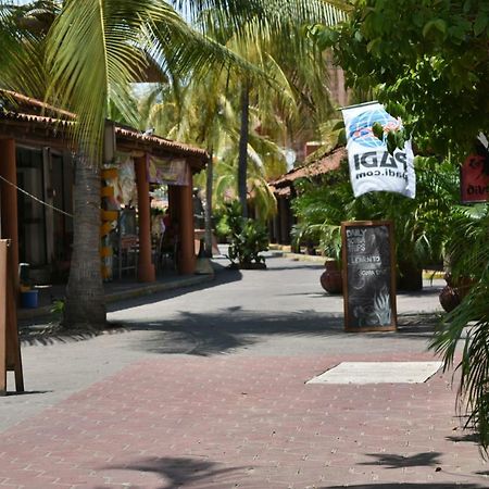 Isabel Suites Zihuatanejo Zewnętrze zdjęcie