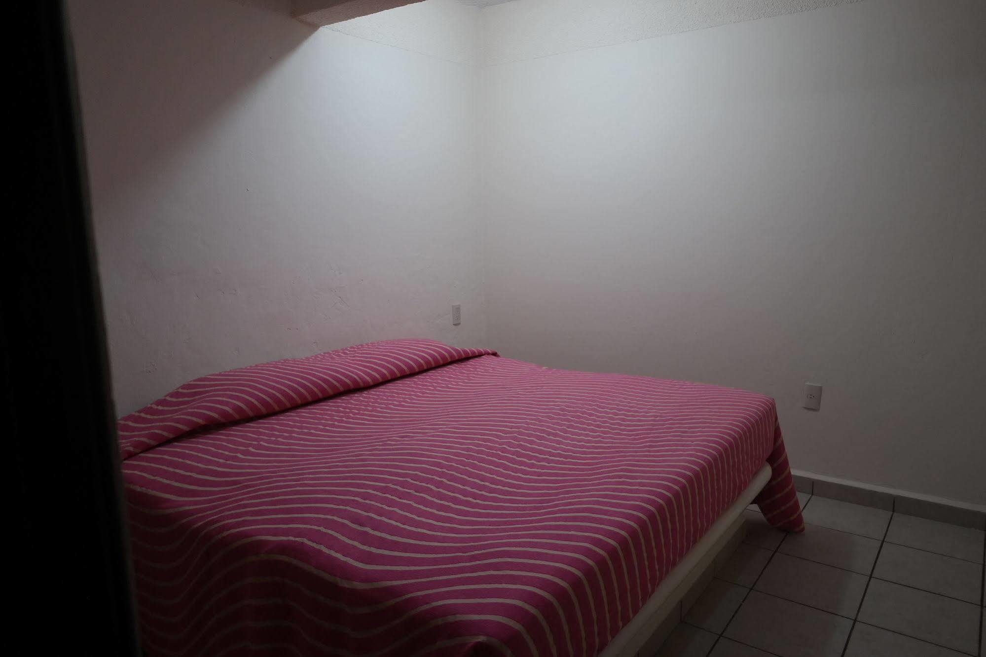 Isabel Suites Zihuatanejo Zewnętrze zdjęcie