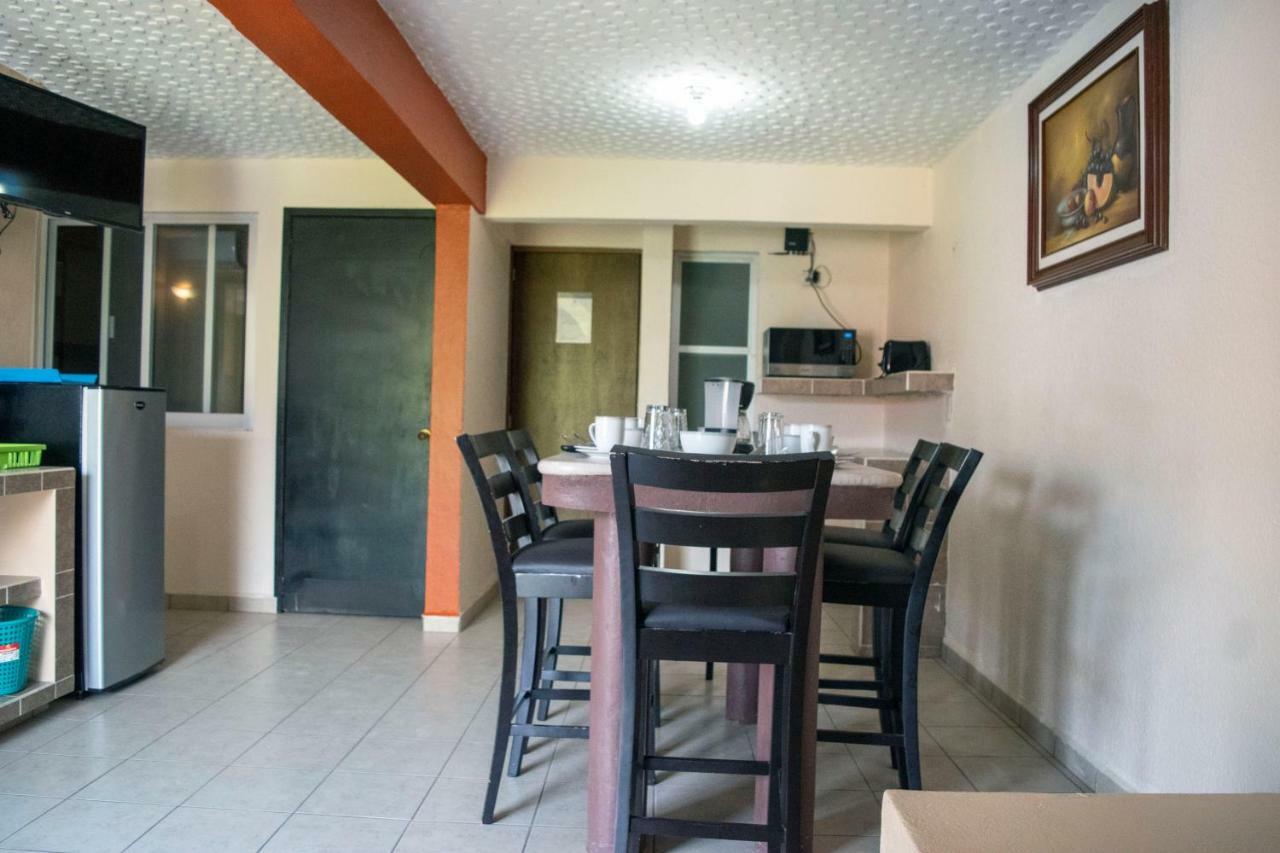 Isabel Suites Zihuatanejo Zewnętrze zdjęcie