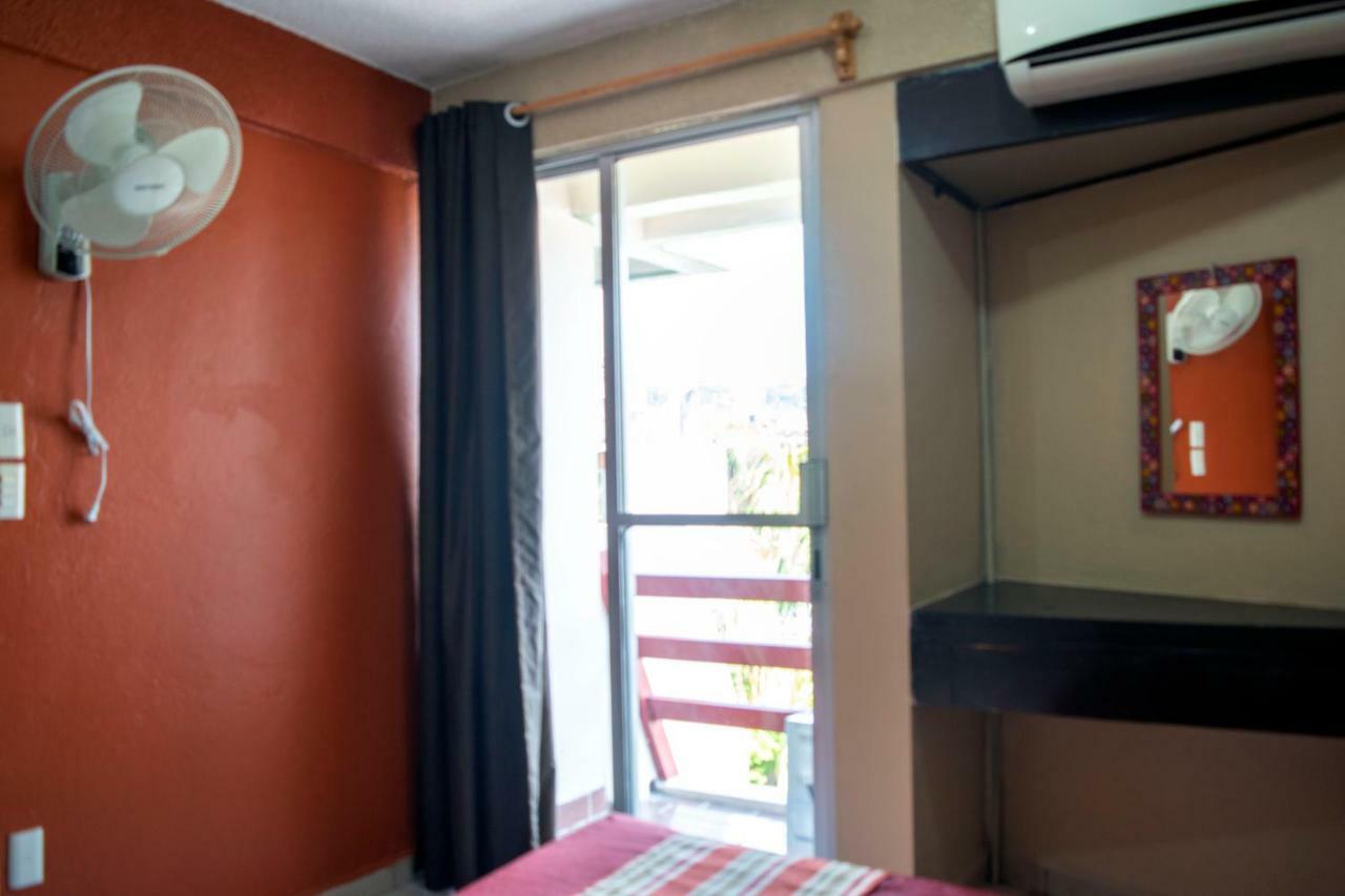 Isabel Suites Zihuatanejo Zewnętrze zdjęcie
